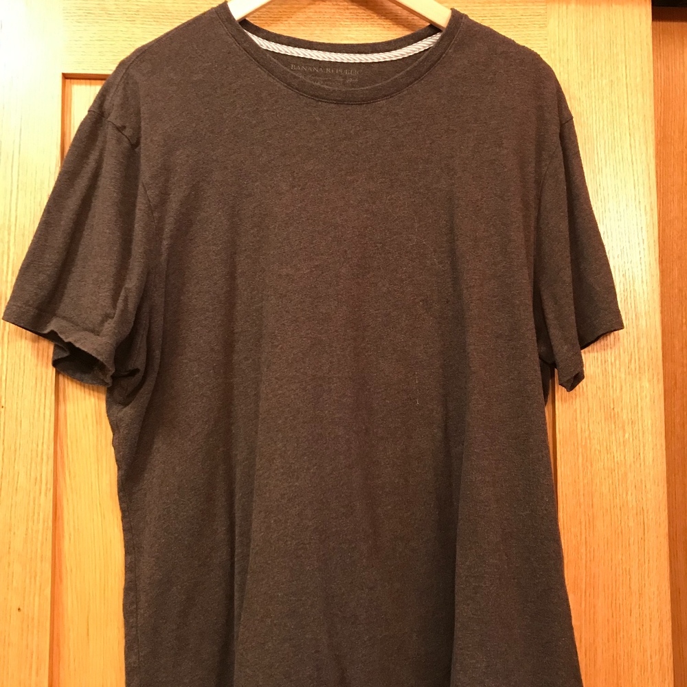 Banana Republic Men's T-shirt